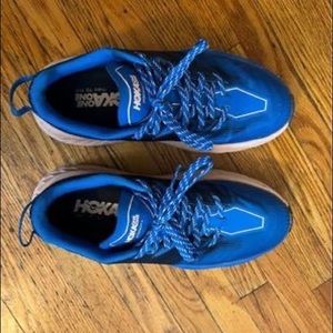 Hoka speedgoat 4.0 running sneakers. Womens size 7. New, worn once.